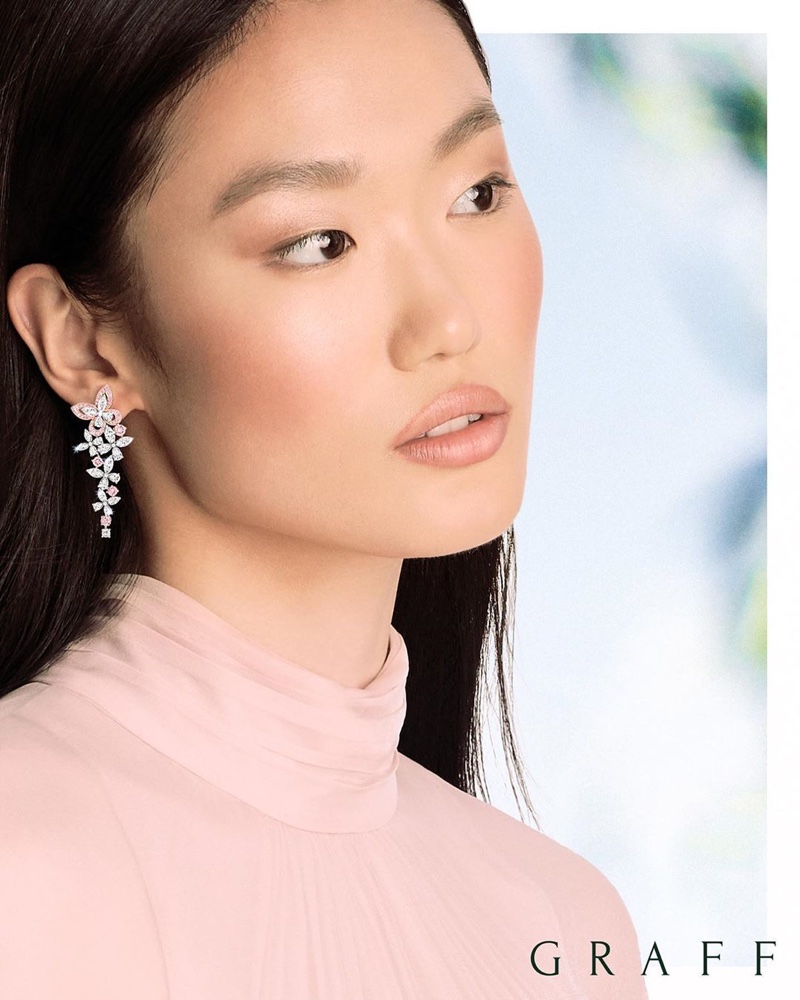 Looking pretty in pink, Xiaoni Wang fronts Graff Diamonds spring 2020 collection.