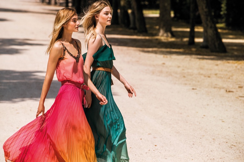 Maartje Verhoef and Roos Abels star in Twinset spring-summer 2020 campaign.