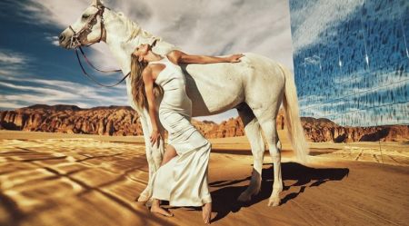 Kate! Alek! Candice! Top Models Pose in Mônot Fall 2020 Campaign Kate! Alek! Candice! Top Models Pose in Mônot Fall 2020 Campaign