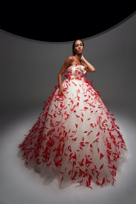 Joan Smalls Enchants in Giambattista Valli Fall 2020 Haute Couture Designs Joan Smalls Enchants in Giambattista Valli Fall 2020 Haute Couture Designs