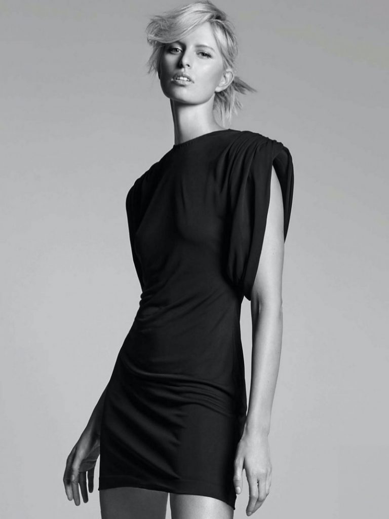 Karolina Kurkova L'Officiel Italy 2020 Cover Black & White Fashion ...