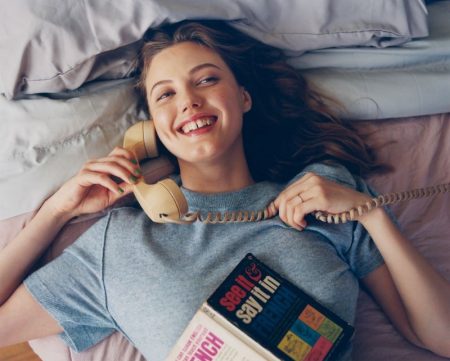 Lindsey Wixson Models Lounge-Worthy Styles for Vogue Ukraine Lindsey Wixson Models Lounge-Worthy Styles for Vogue Ukraine