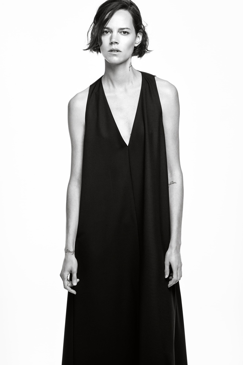 Freja Beha Erichsen poses in Zara voluminous dress.