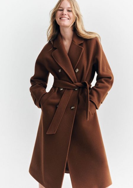 Anna Ewers Takes the Spotlight for Marc O'Polo Fall 2020 Campaign Marc O'Polo focuses on outerwear for fall-winter 2020 campaign.