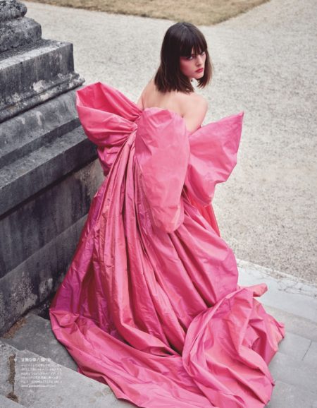 Aylah Peterson Poses in Elegant Looks for Vogue Japan Aylah Peterson Poses in Elegant Looks for Vogue Japan