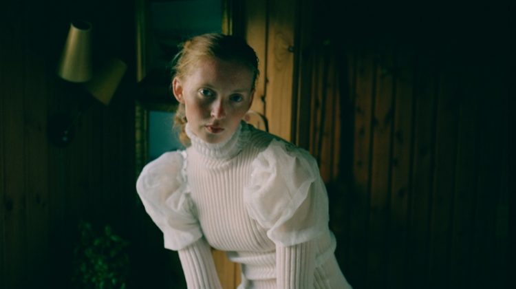 Clara Ruby Embraces Effortless Style for ELLE Mexico