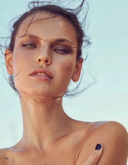Darya Jemel Tries On Summer Beauty Looks for Vogue China Darya Jemel Tries On Summer Beauty Looks for Vogue China