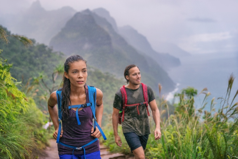 Hiking Couple Travel Mountains