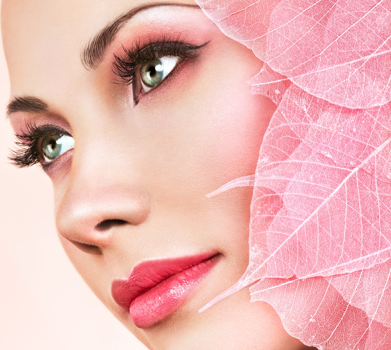 Closeup Pink Beauty Makeup Eyelashes Lipgloss