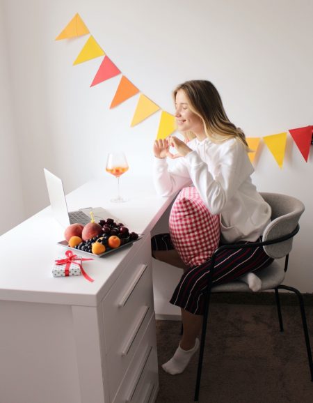 7 Crazy Birthday Celebration Ideas During the Pandemic Girl Zoom Party
