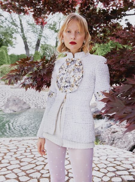 Ustyna Drul Poses in Chic Looks for L'Officiel Thailand Ustyna Drul Poses in Chic Looks for L'Officiel Thailand