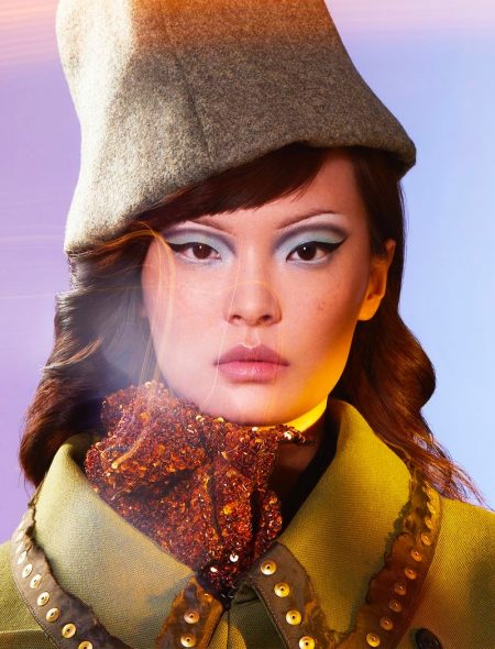Chen Xue Models Eye-Catching Beauty for Vogue Hong Kong Chen Xue Models Eye-Catching Beauty for Vogue Hong Kong