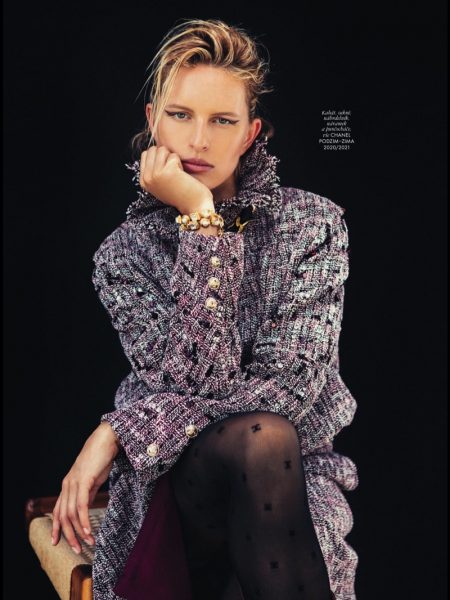 Karolina Kurkova Looks Chic in Chanel for ELLE Czech Karolina Kurkova Looks Chic in Chanel for ELLE Czech