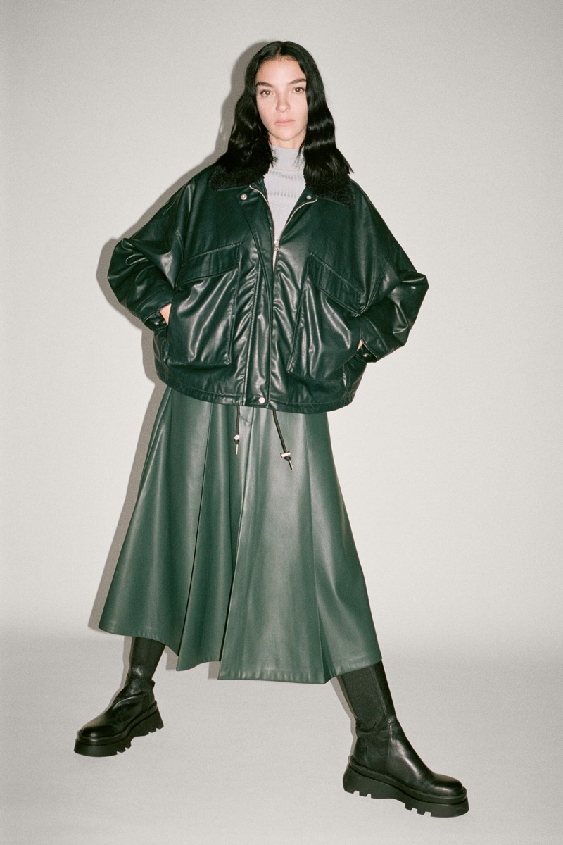 Mariacarla Boscono poses in Zara's faux leather fall 2020 styles.