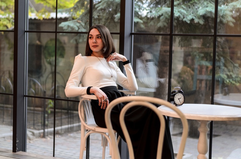 Attractive Woman Long Black White Dress Waiting Table