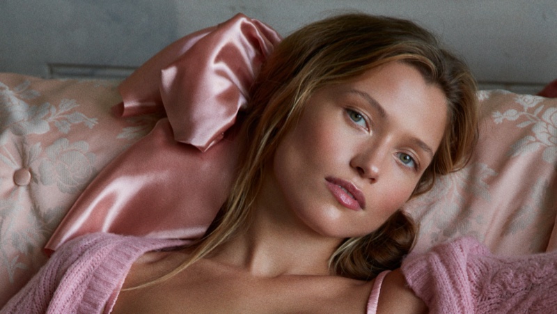 For love lemons victorias secret holiday 2020 campaign