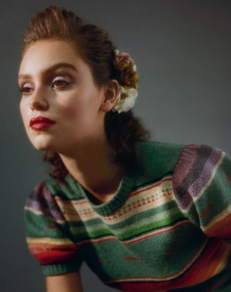 Caroline Reuter Wears Retro-Inspired Looks for InStyle Spain Caroline Reuter Wears Retro-Inspired Looks for InStyle Spain