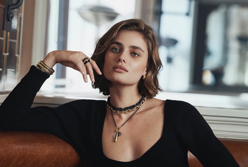 Taylor Hill wears black and gold jewelry for David Yurman spring-summer 2021 campaign.