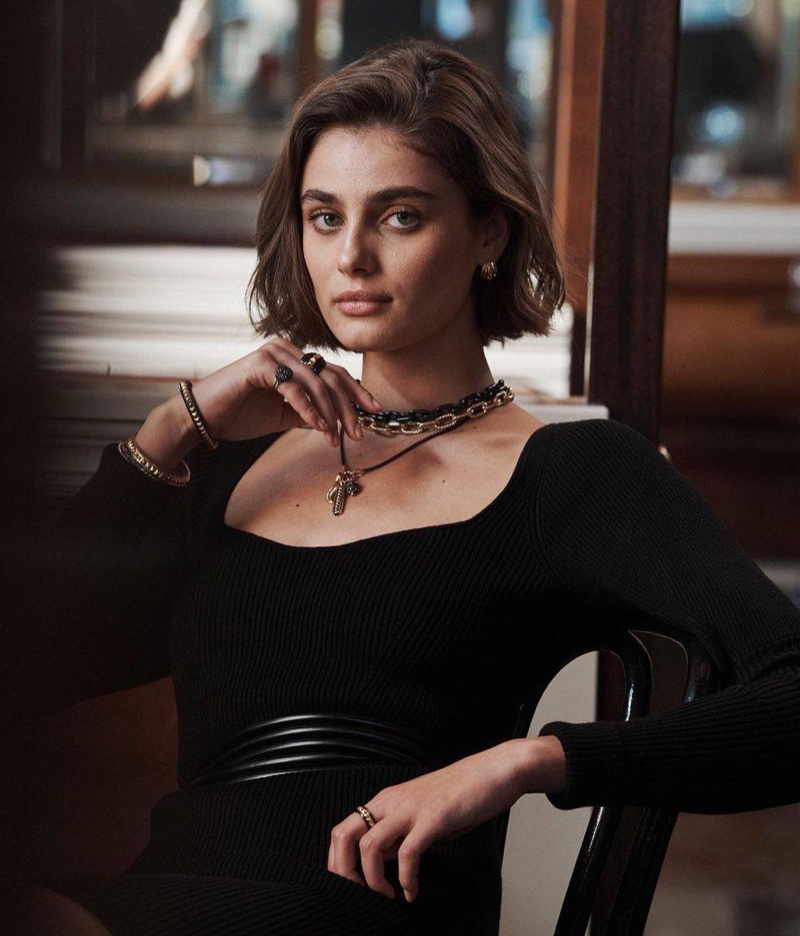 An image from David Yurman's spring 2021 advertising campaign.