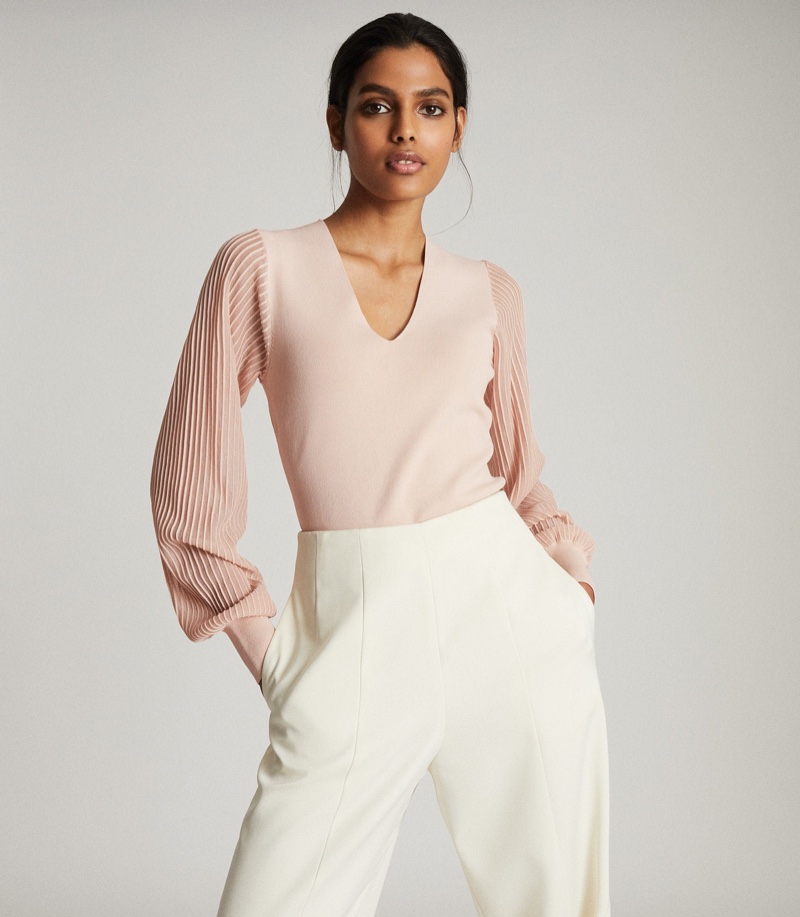 REISS Savannah V-Neck Knitted Top in Blush $240
