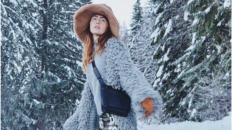 Sanda Gutic Wears Snow Day Style for Woman Austria