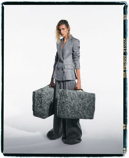 Anja Rubik Takes a Stand for the Pages of Vogue Czechoslovakia Anja Rubik Takes a Stand for the Pages of Vogue Czechoslovakia