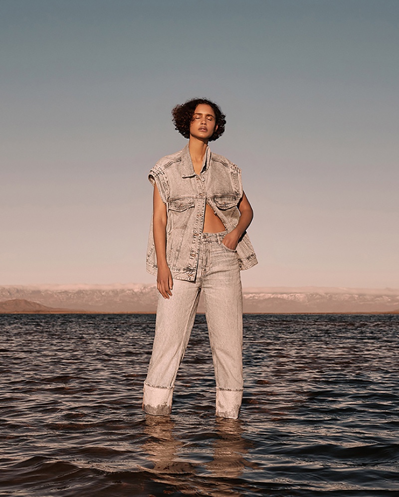 Mango unveils spring 2021 denim campaign.