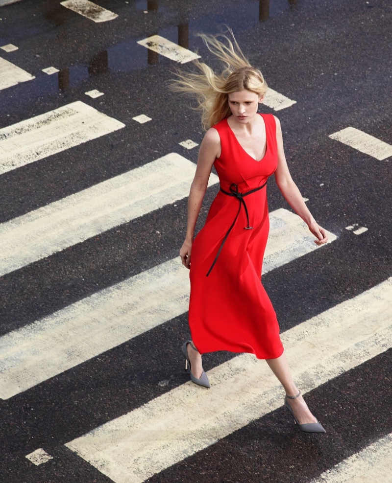 Dressed in red, Lara Stone fronts Alessandro Dell’Acqua X Elena Mirò campaign.