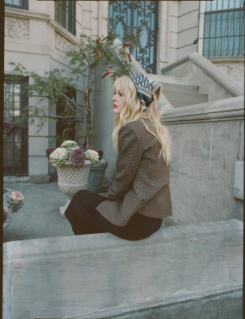 Emily Alyn Lind. Photo: Lucas Garrido / Harper's Bazaar US