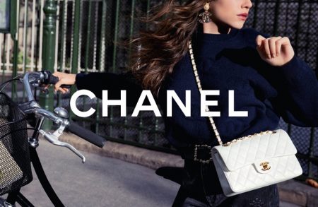 Chanel's Iconic Bag Takes the Spotlight in New Campaign Inez & Vinoodh photograph Chanel Iconic Bag 2021 campaign.