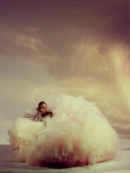 Emmanuelle Lacou Poses in Dreamy Styles for Grazia Emmanuelle Lacou Poses in Dreamy Styles for Grazia