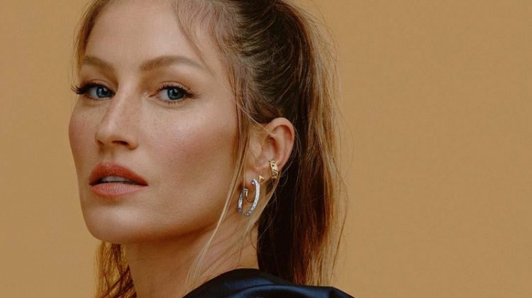 Gisele Bundchen stars in Vivara Jewelry 2021 campaign.