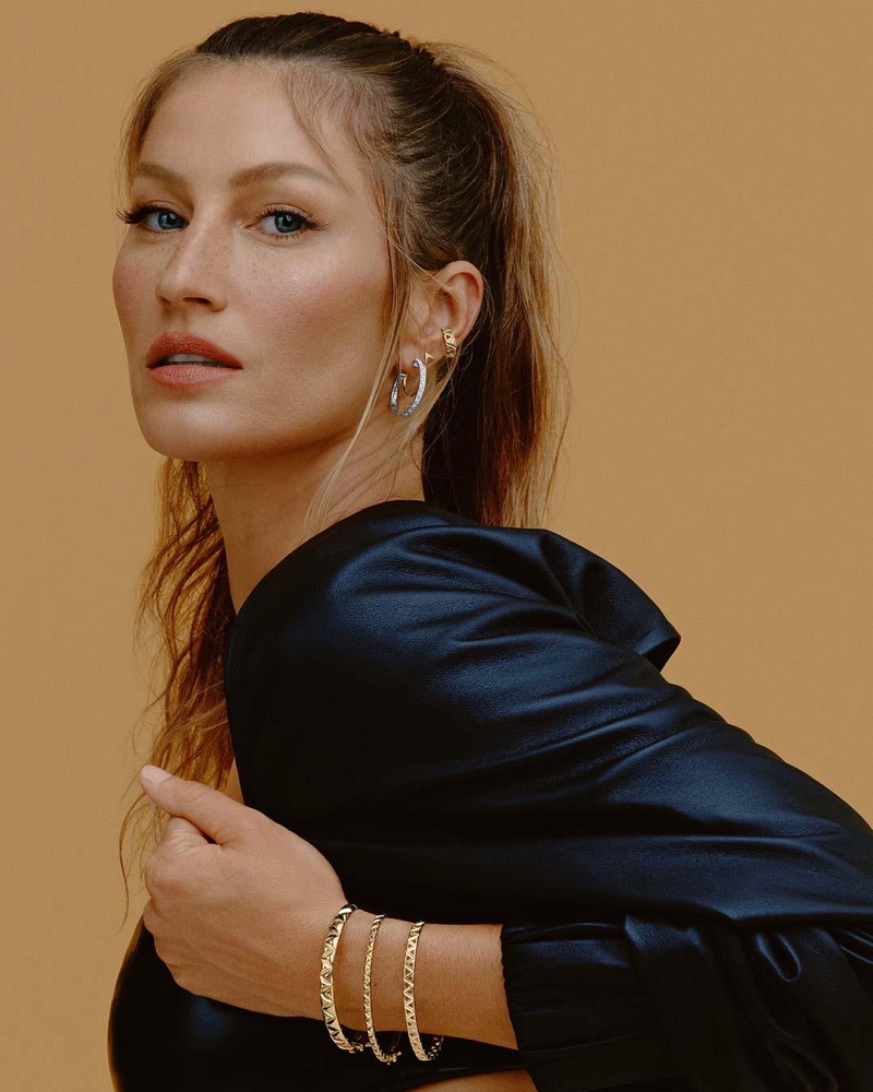 Gisele Bundchen stars in Vivara Jewelry 2021 campaign.