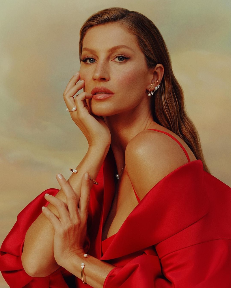 Dressed in red, Gisele Bundchen fronts Vivara Mother's Day 2021 campaign.