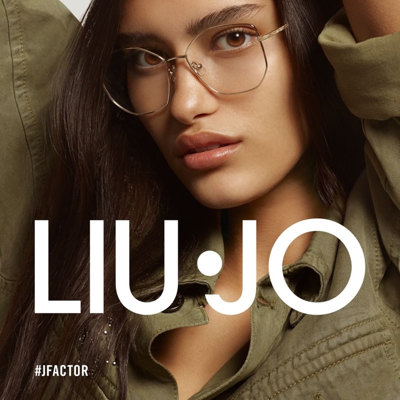 Liu Jo focuses on eyewear for spring-summer 2021 campaign.