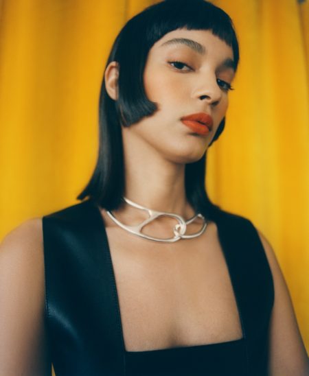 Luisana Gonzalez Models Hermés Blush in Beauty Feature Luisana Gonzalez Models Hermés Blush in Beauty Feature