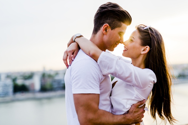 Couple Embrace Happy Hugging Romance