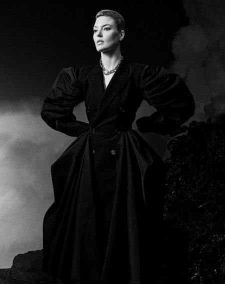 Martha Hunt Models Elegant Looks for Harper's Bazaar Turkey Martha Hunt Models Elegant Looks for Harper's Bazaar Turkey