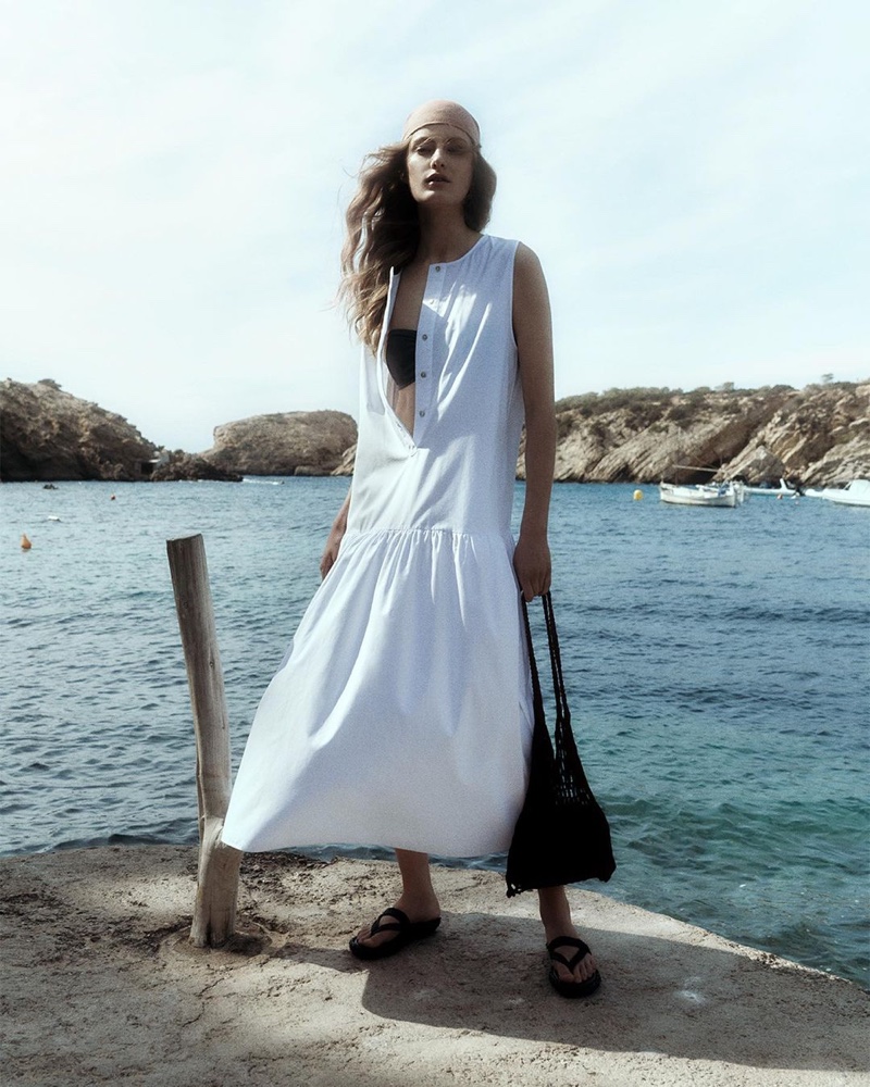 Massimo Dutti unveils Summer Sea 2021 editorial.