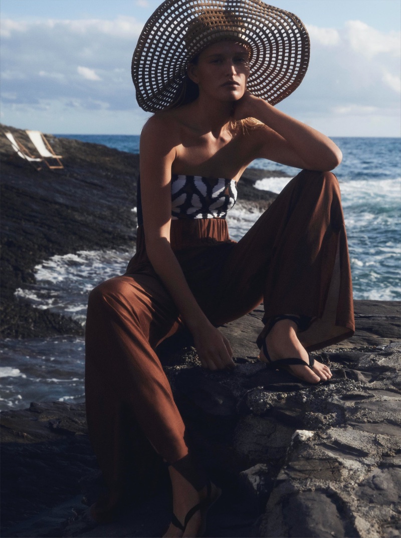 Max Mara Beachwear spring-summer 2021 collection.