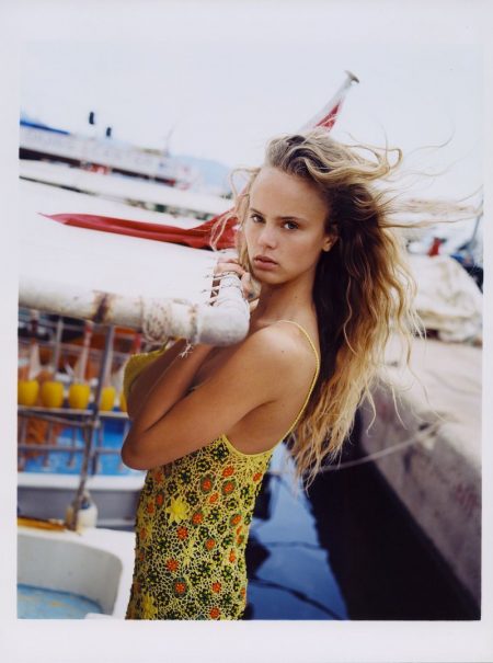 Olivia Vinten Poses in Getaway Fashions for Vogue Turkey Olivia Vinten Poses in Getaway Fashions for Vogue Turkey