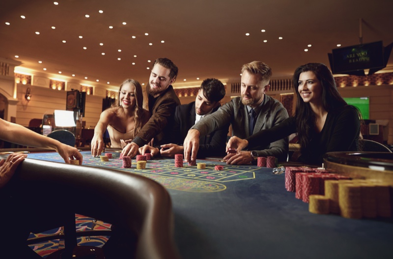 Friends Men Women Casino Table Chips