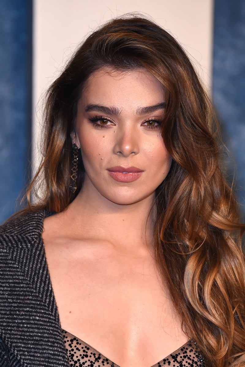 Beautiful brunette celebs