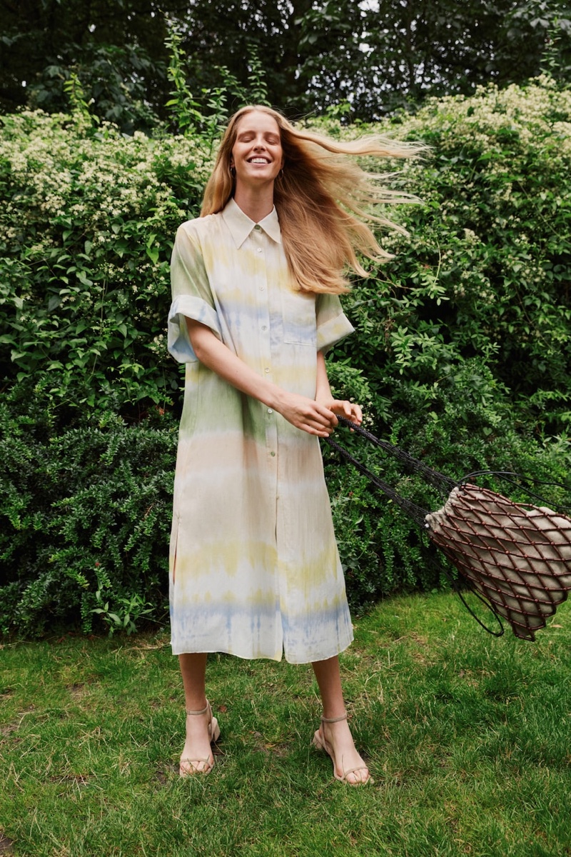 Massimo Dutti Tie-Dye Print Shirt Dress and Woven Bag.