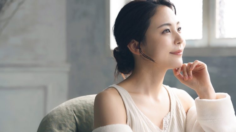 How to Age Well: 9 Essential Tips for Aging Beautiful