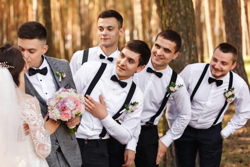 Bride Groom Groomsmen