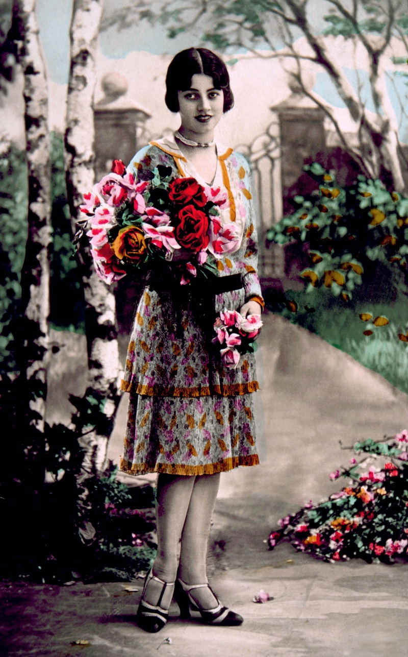 Colorized 1920s Flapper Dress Girl Roses Flowers