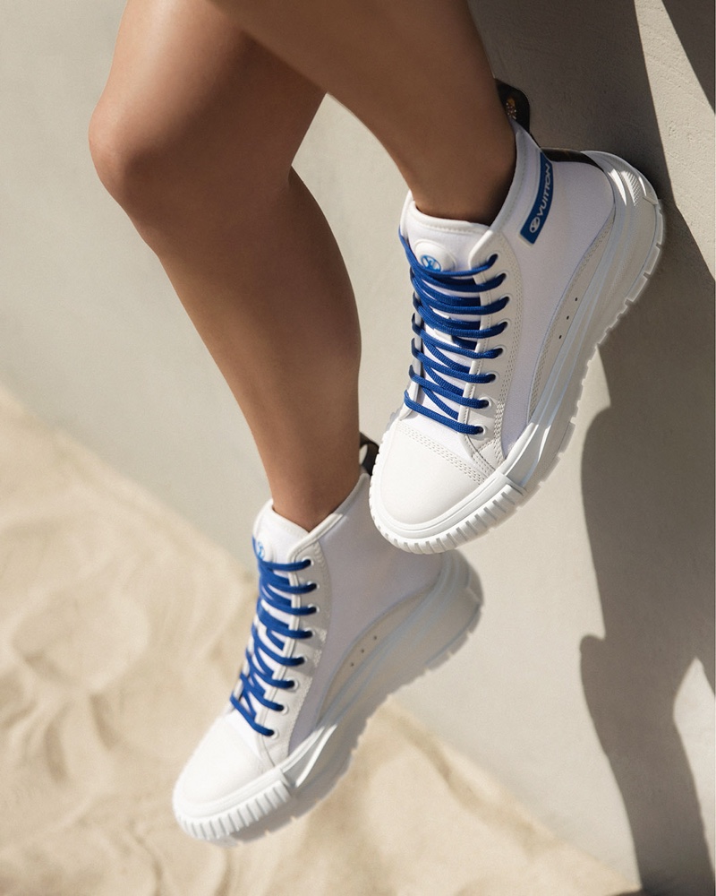 LOUIS VUITTON LV SQUAD SNEAKERS – Caroline's Fashion Luxuries