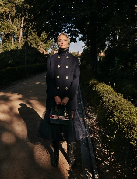 Anna Mila & Isilda Wear the Fall Collections for ELLE Spain Anna Mila & Isilda Wear the Fall Collections for ELLE Spain