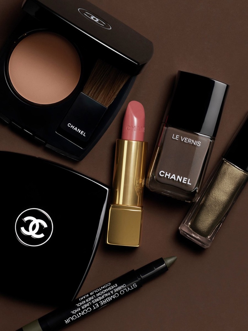 Chanel Makeup fall 2021 collection.